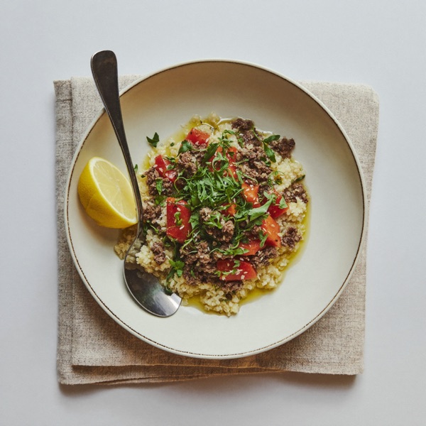 Pilaf de quinoa façon boulgour au bœuf haché et aux herbes